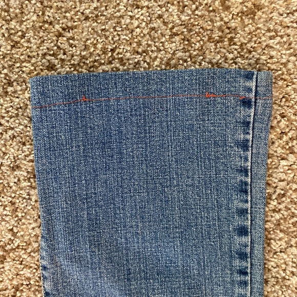 Levi’s Boot Cut Jeans - Picture 10 of 11